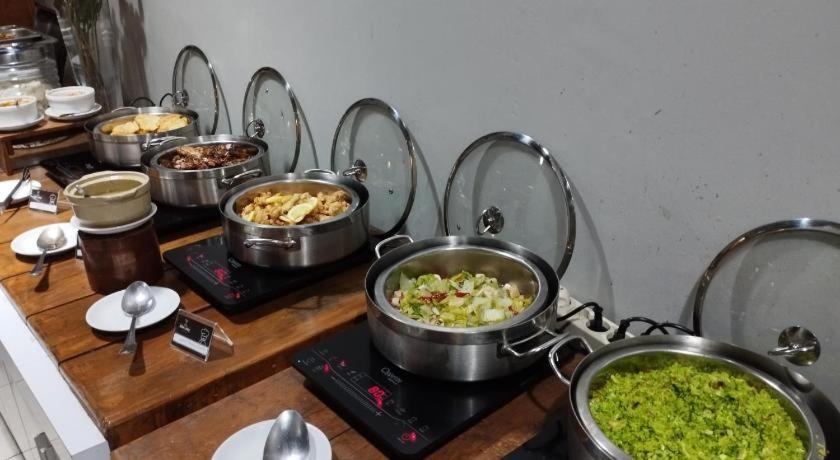 All Nite & Day Hotel Yogyakarta - Gejayan Eksteriør billede
