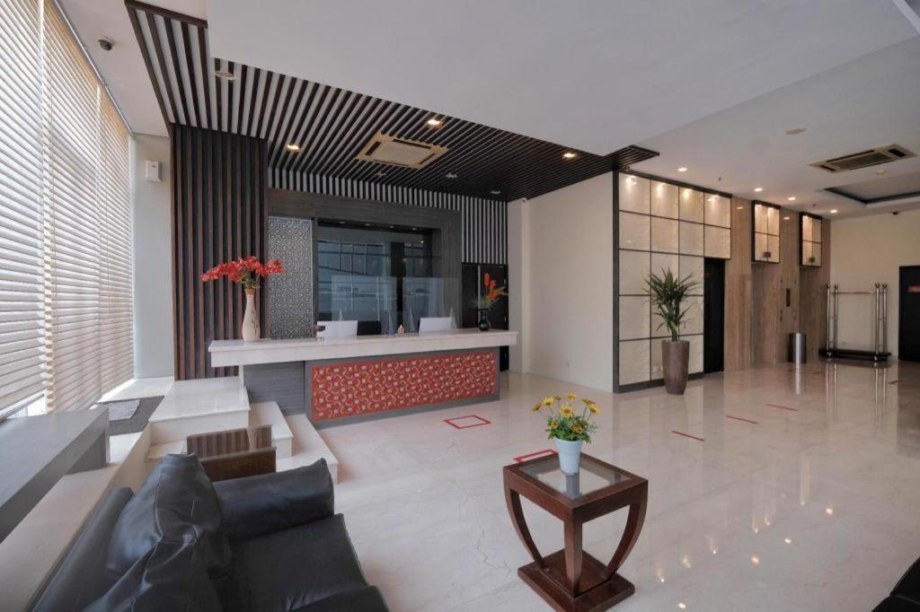 All Nite & Day Hotel Yogyakarta - Gejayan Eksteriør billede
